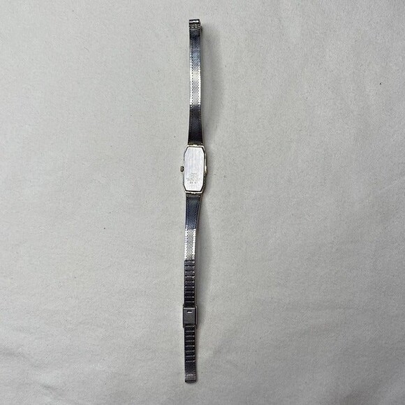 Helbros Analog Wristwatch with Quartz Movement Silver and Gold - Picture 4 of 7